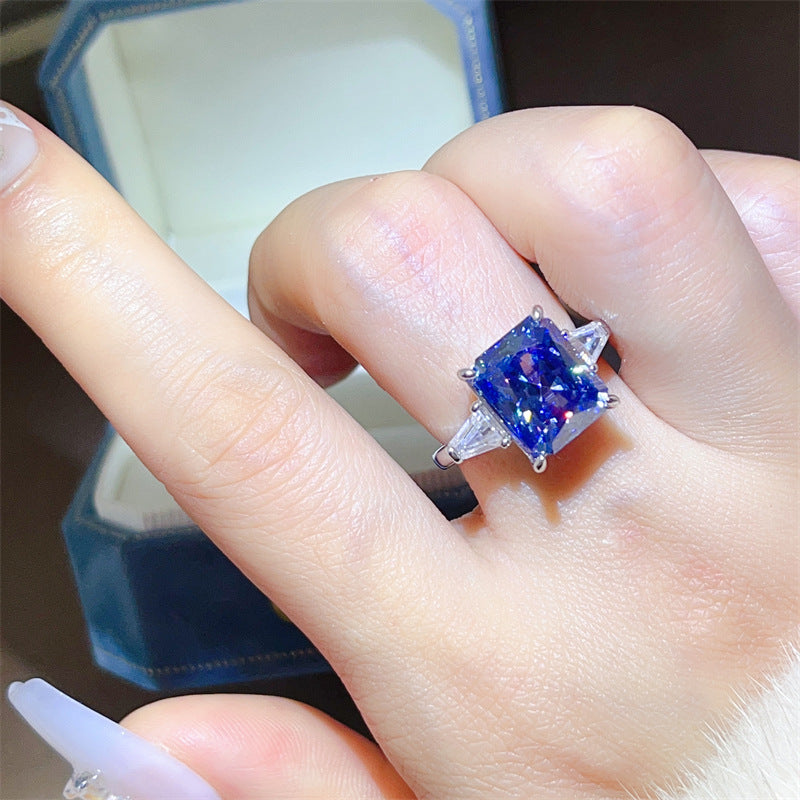 Sublime Bague en Moissanite Bleue Éblouissante bleu saphir